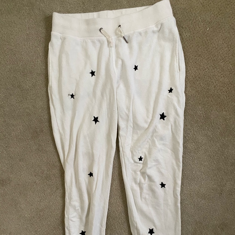 White with black star sweatpants